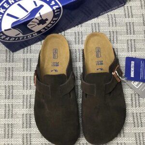 BEST NWT | Women's Mocha Suede Birkenstock Boston Shoes - Narrow Fit